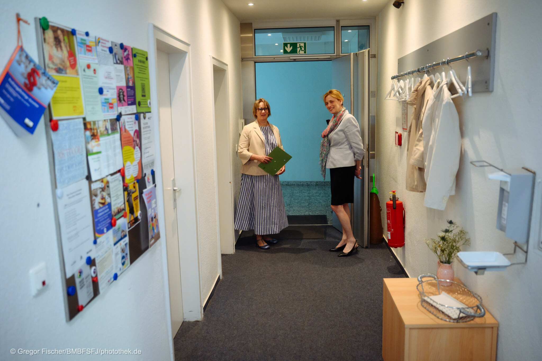 Karin Prien im Seniorenbüro Hamburg